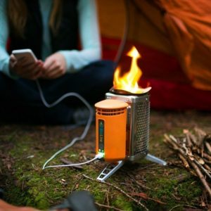 Read more about the article BioLite: Cozinha portátil com portas USB