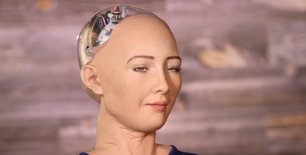 Read more about the article Entrevista de Sophia, um robot com alma!